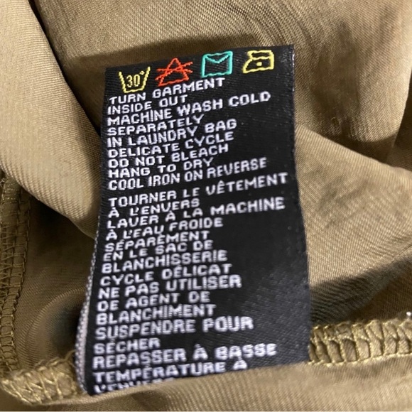 Jillian Harris Drop it Low Peplum Shift Dress - Picture 4 of 5